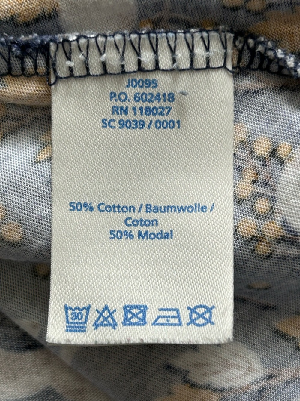 Boden Hare Rabbit Print Long Sleeve Crewneck Top - Picture 6 of 9